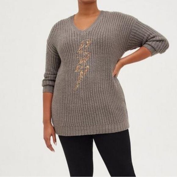 Chunky Graphic Sweater - Picture 9 of 11